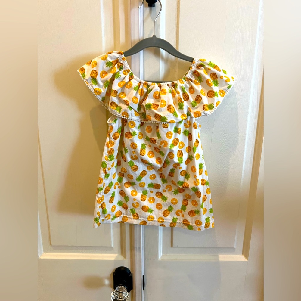 Kapital K pineapple top